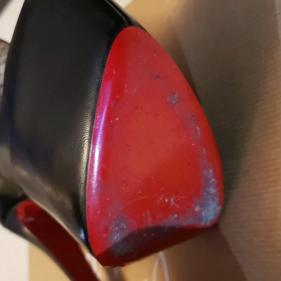 Christian Louboutin size 40 color Black leather 100% Authentic - Picture 8 of 17